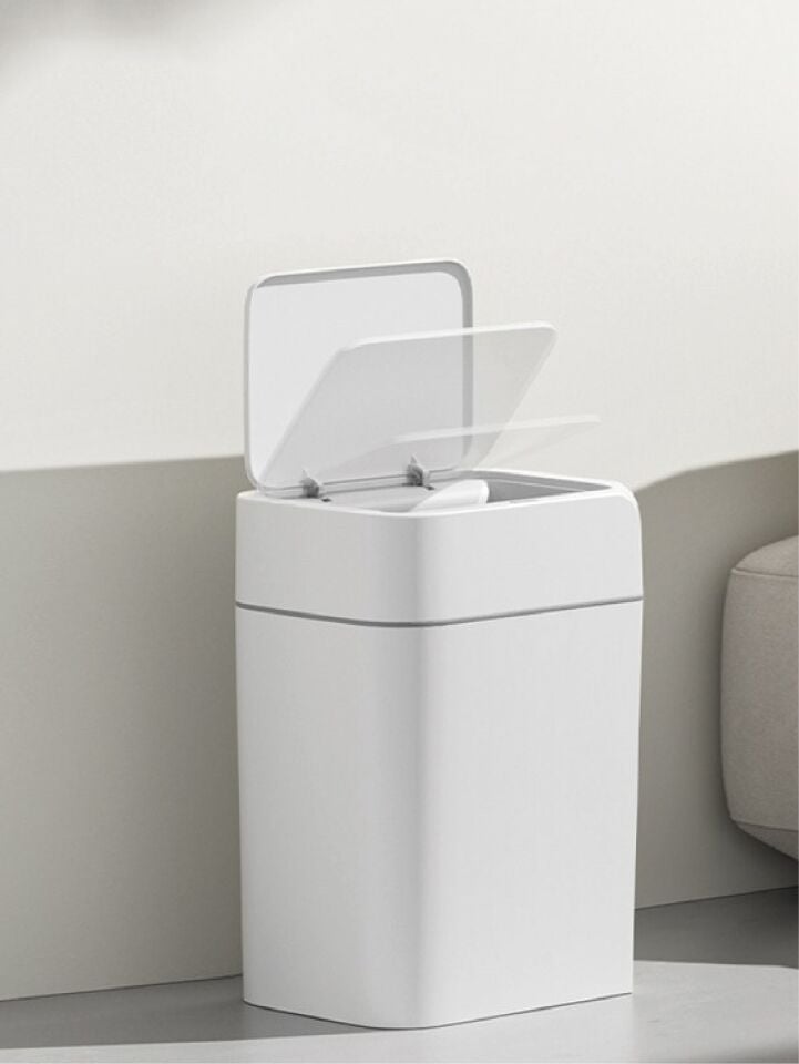Otomatik Sensörlü Çöp Kovası Beyaz 18 LT 4147-02